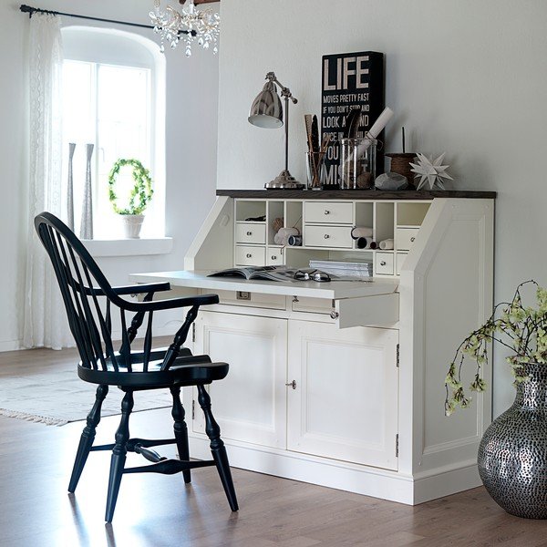 Juoda "Canett Wembley" kėdė-image-3
