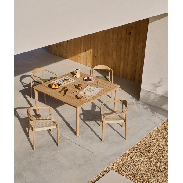 Iš akacijos masyvo sodo valgomojo stalas 135x135 cm Sori – Kave Home-image-1