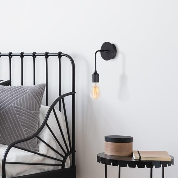 Sieninė lempa matinės juodos spalvos Dartini – Opviq lights-image-1