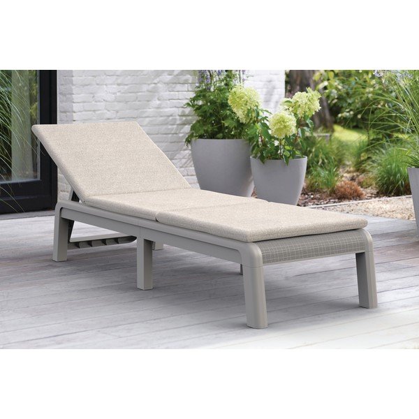 Smėlio spalvos plastikinis/paminkštinto audinio reguliuojamas/sulankstomas sodo šezlongas Atlas – Keter-image-1