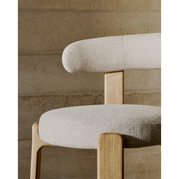 Smėlio spalvos/natūralios spalvos iš uosio masyvo valgomojo kėdė Granite – Kave Home-image-3