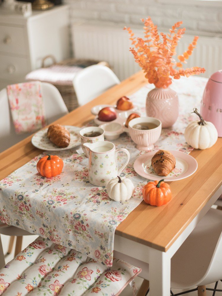 Įkvėpimas : Valgomasis, Romantiškas stilius