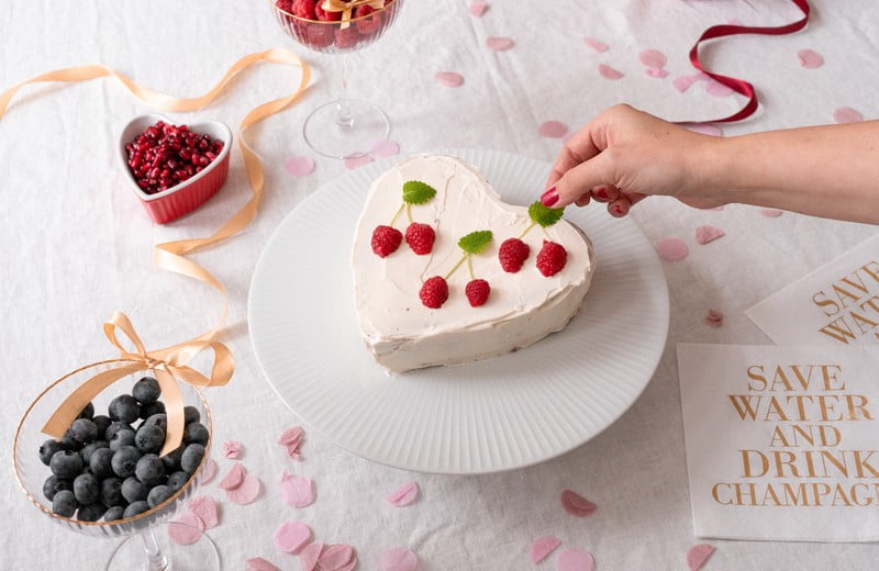 5 paprasti patarimai, kaip papuošti tortą ne tik Valentino dienos proga