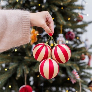 Kalėdų eglutės burbulai