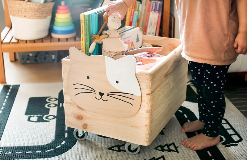 „Pasidarykite patys“: stilinga žaislų dėžutė ant ratukų